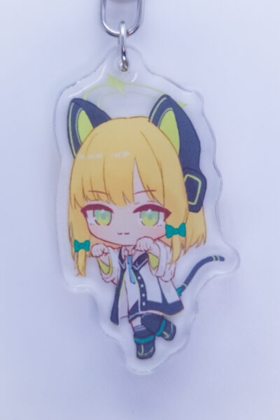 hover-midori-charm